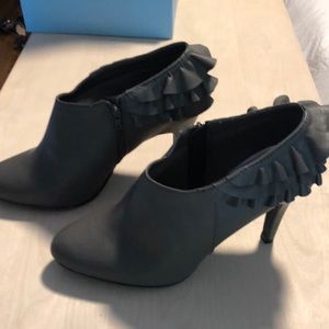 Never worn! Report ruffled Booties